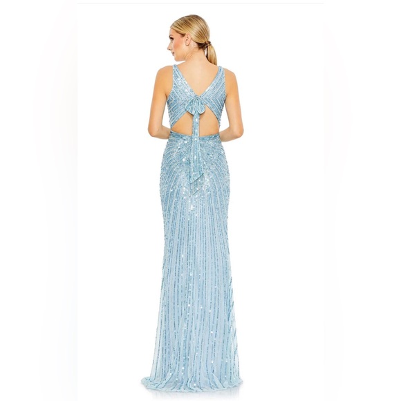 Sequined faux wrap sleeveless gown without back bow - Picture 3 of 4